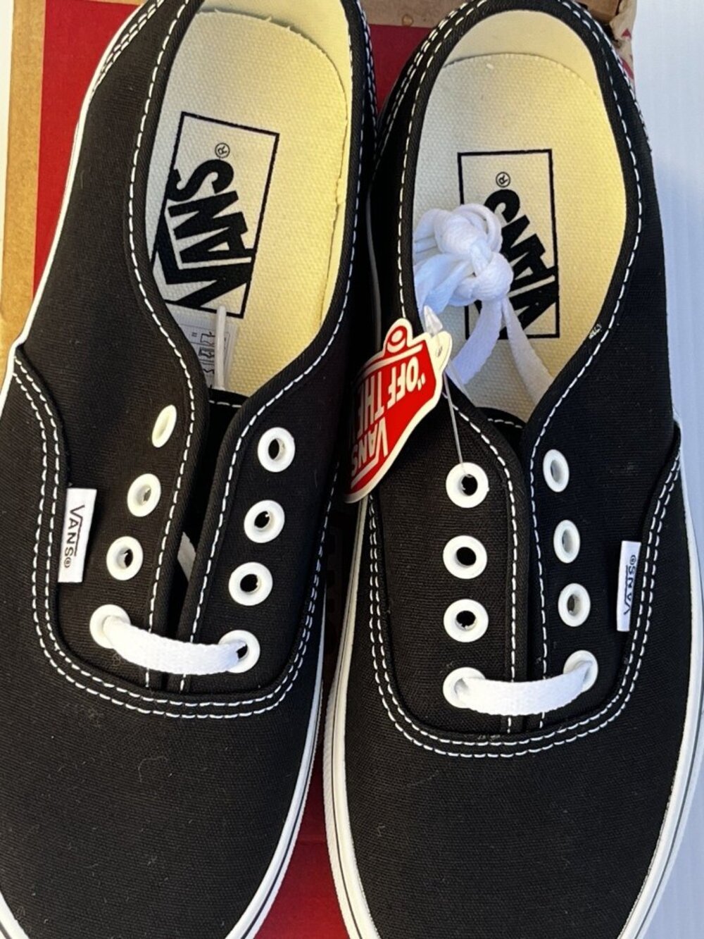 Vans Authentic Mens Size 5.5 Black/White Classic Skate Sneakers VN000EE3BLK NIB - Picture 6 of 10
